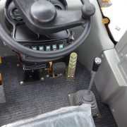 xe-xuc-lat-kanghong-zl15-nang-15-tan-gau-06m3-2 xe-xuc-lat-kanghong-zl15-nang-15-tan-gau-06m3-2